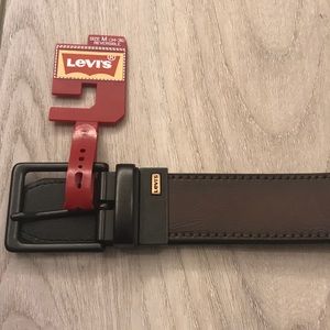 Men’s Levi’s reversible leather belt